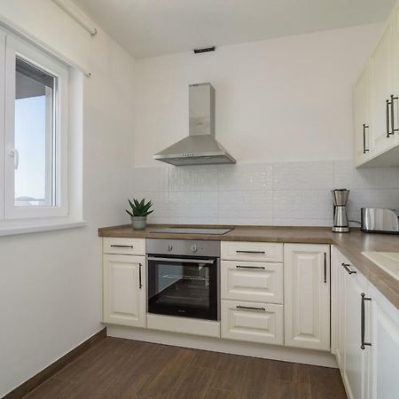 טרוגיר Luxury Apartman Ivana מראה חיצוני תמונה