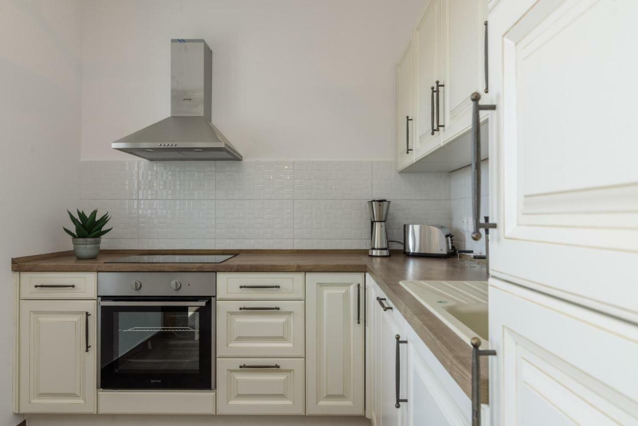 טרוגיר Luxury Apartman Ivana מראה חיצוני תמונה