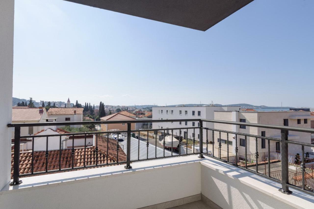 טרוגיר Luxury Apartman Ivana מראה חיצוני תמונה