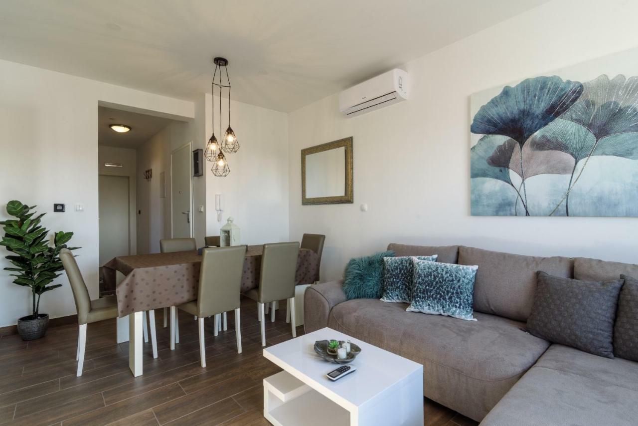 טרוגיר Luxury Apartman Ivana מראה חיצוני תמונה